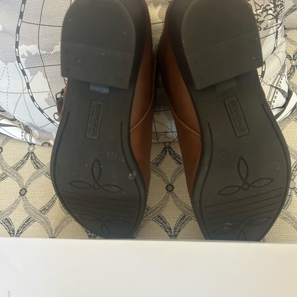 Sonoma size 8 women’s ankle boots. - Picture 3 of 4